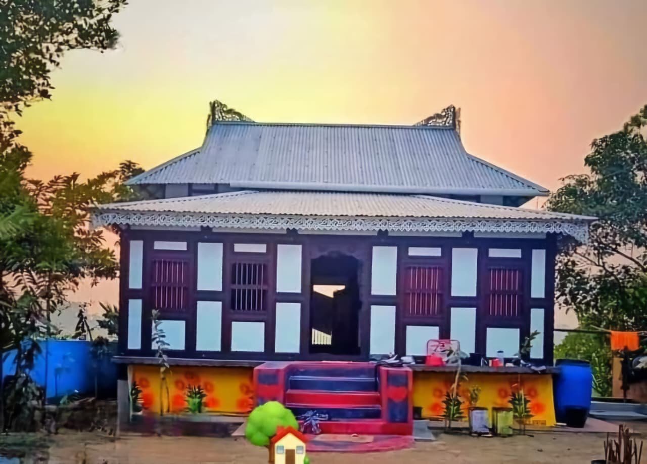 একতলা বারান্দা ঘর